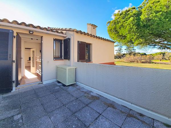 à 5 min des plages, Bel appartement au Golf de Saint Cypien, entièrement refait à neuf avec parking