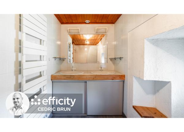 Maison 5 pièces - 206 m² Exclusivité efficity