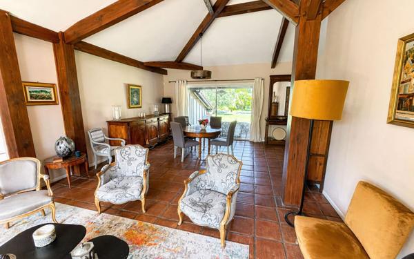 Maison à vendre    5 pièces •  Saubion