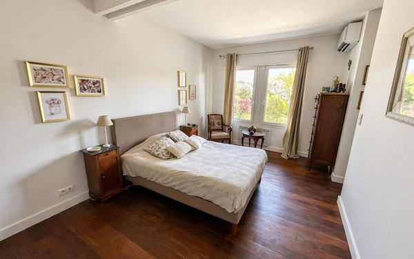 Maison à vendre    5 pièces •  Saubion