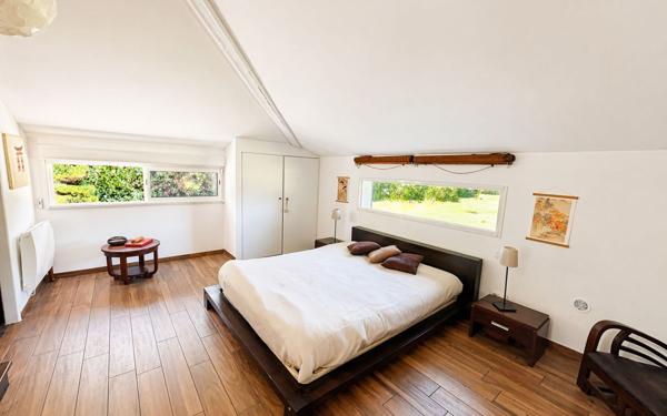 Maison à vendre    5 pièces •  Saubion