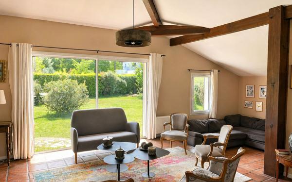Maison à vendre    5 pièces •  Saubion