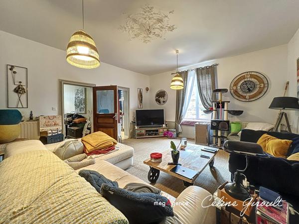 Maison à DUCEY-LES CHERIS, 50220 - 11 pièces 270m²