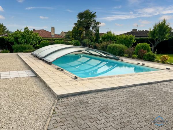 Dpt Gers (32), à vendre BARCELONNE DU GERS belle maison contemporaine T5 de 138 m² habitables en plain-pied + terrasses, piscine et garage sur 1694 m² de terrain, au calme