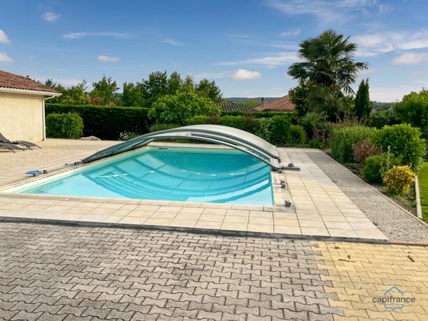 Dpt Gers (32), à vendre BARCELONNE DU GERS belle maison contemporaine T5 de 138 m² habitables en plain-pied + terrasses, piscine et garage sur 1694 m² de terrain, au calme
