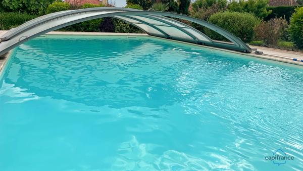 Dpt Gers (32), à vendre BARCELONNE DU GERS belle maison contemporaine T5 de 138 m² habitables en plain-pied + terrasses, piscine et garage sur 1694 m² de terrain, au calme