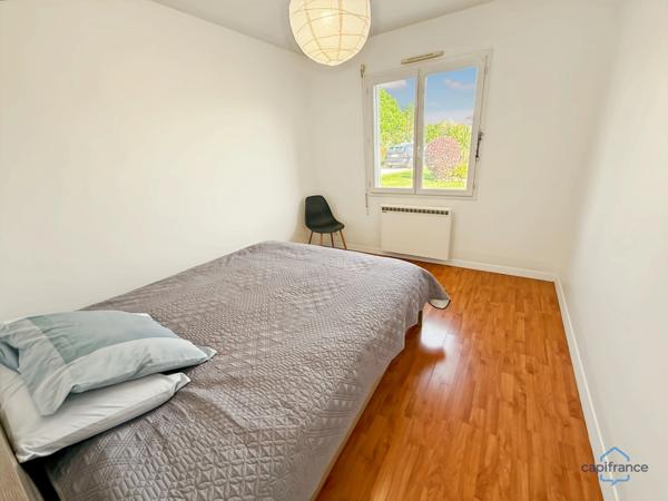 Dpt Gers (32), à vendre BARCELONNE DU GERS belle maison contemporaine T5 de 138 m² habitables en plain-pied + terrasses, piscine et garage sur 1694 m² de terrain, au calme