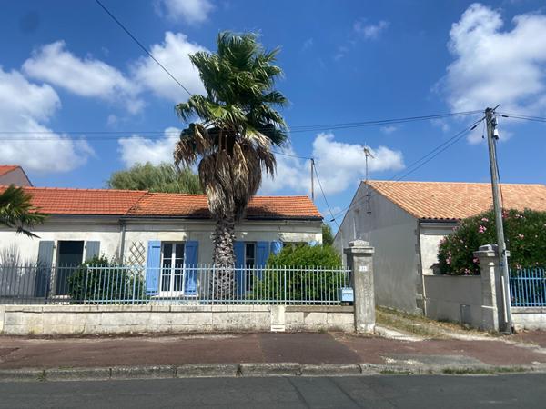 Maison de plain-pied 2 chambres.