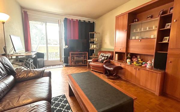 Appartement à vendre    2 pièces • 50,60 m2 Évry