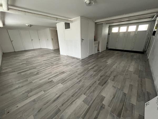 Maison Laval 7 pièce(s) 111 m2 - 3 chambres