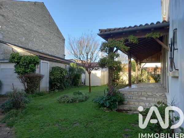 Maison à vendre 6 pièces 135 m² Saujon