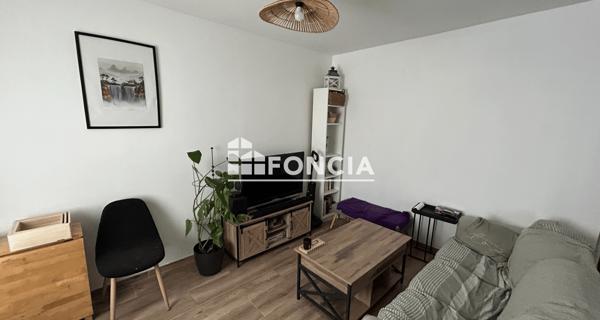 Location Maison 2 pièces 59.32 m² - Oulins 28260