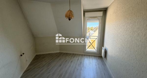 À vendre Appartement 4 pièces 81.13 m² - Beauvais 60000