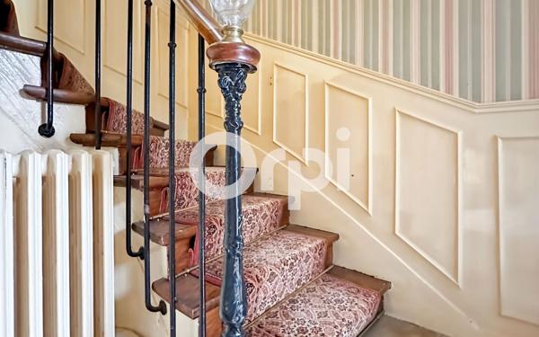 Maison à vendre    10 pièces •  Mantes-la-Jolie