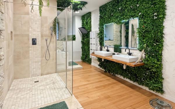 Appartement à vendre    3 pièces • 140 m2 Tarascon