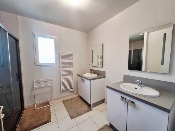 Montamisé (86360) Maison 2012 en impasse – 4 chambres – 293 000 € – Montamisé