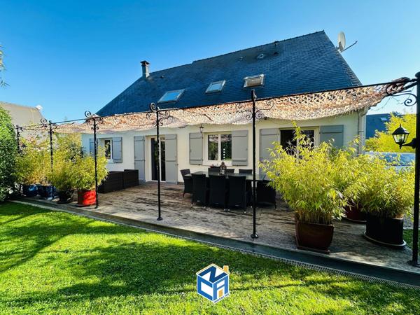 Maison 172m2 avec 4 chambres, garage et terrain 1124m2