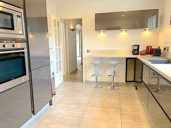 Maison à vendre 4 pièces MOUGINS (06)