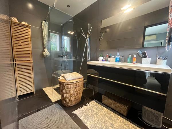 Maison à vendre 4 pièces MOUGINS (06)