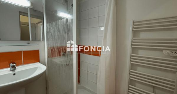 Location Studio 41.33 m² - Orange 84100