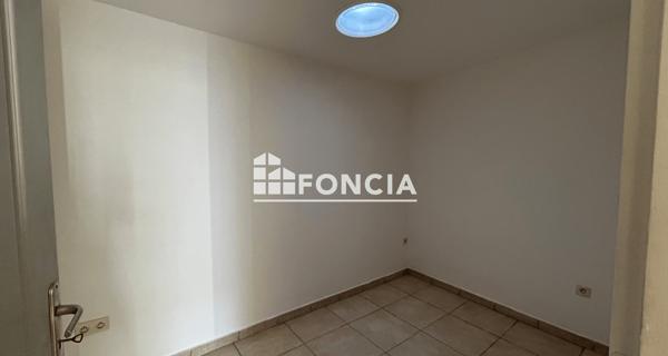 Location Studio 41.33 m² - Orange 84100