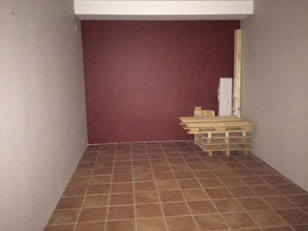 Centre Rodez, Place du Bourg, local commercial en RDC de 83 m² environ