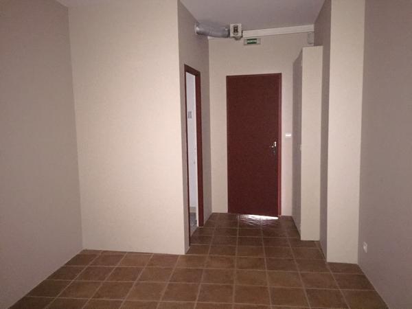 Centre Rodez, Place du Bourg, local commercial en RDC de 83 m² environ