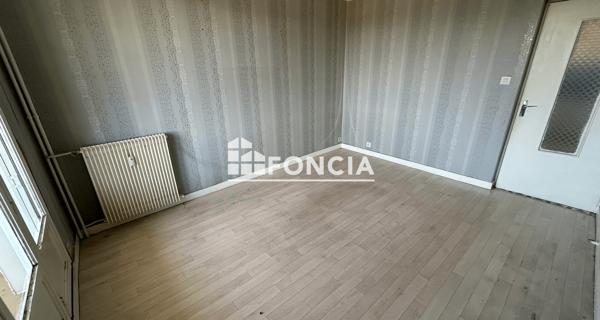 Location Appartement 2 pièces 40 m² - Roanne 42300