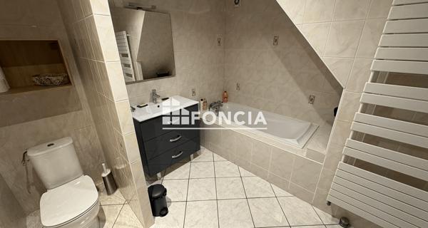 Location Maison 4 pièces 111 m² - Valence 26000