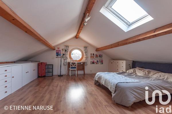 Maison à vendre 7 pièces 139 m² Saint-Germain-en-Laye