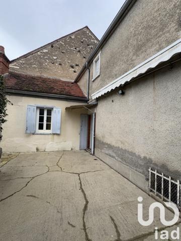 Maison 5 pièces de 115 m² à Dun-sur-Auron (18130)