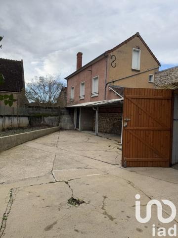 Maison 5 pièces de 115 m² à Dun-sur-Auron (18130)