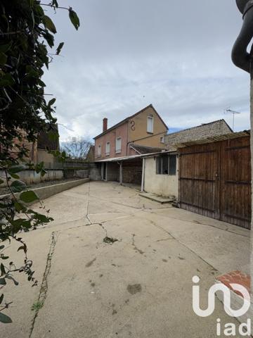 Maison 5 pièces de 115 m² à Dun-sur-Auron (18130)