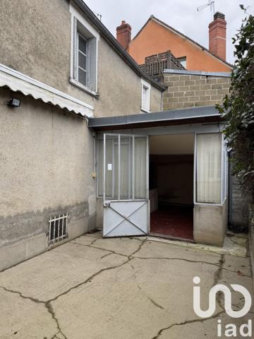 Maison 5 pièces de 115 m² à Dun-sur-Auron (18130)