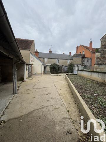 Maison 5 pièces de 115 m² à Dun-sur-Auron (18130)