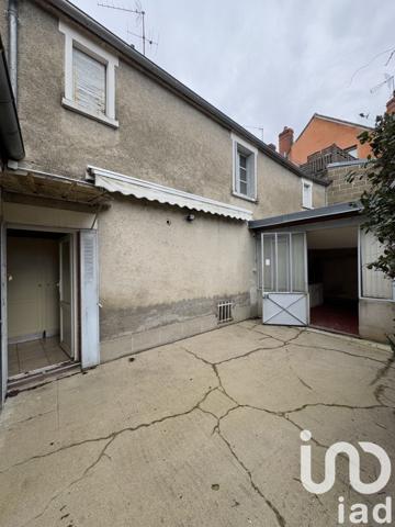 Maison 5 pièces de 115 m² à Dun-sur-Auron (18130)