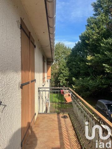 Maison de campagne 7 pièces de 177 m² à Parisot (81310)