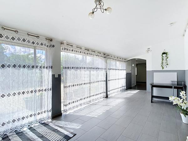 Grande maison entièrement de plain-pied