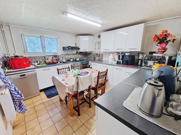 Grande maison de 178 m² avec 5 chambres !