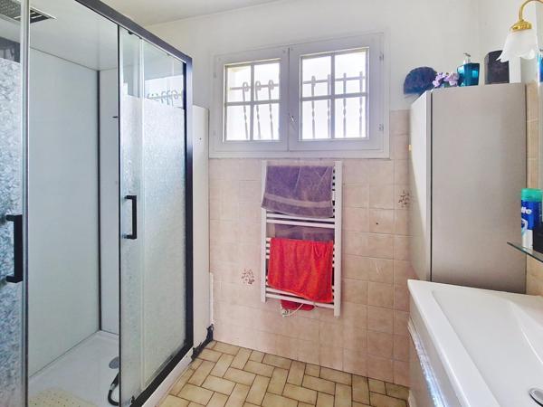 Grande maison de 178 m² avec 5 chambres !