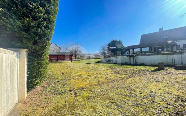 Maison à vendre    8 pièces •  Aubergenville