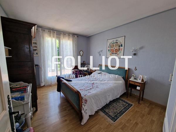 A VENDRE CENTRE DE PERIERS VIE DE PLAIN PIED