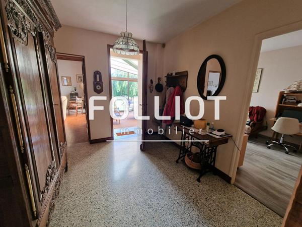 A VENDRE CENTRE DE PERIERS VIE DE PLAIN PIED