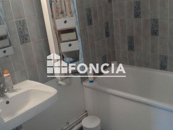 Location Appartement 2 pièces 48.7 m² - 36 RUE DE LION SUR MER Caen 14000