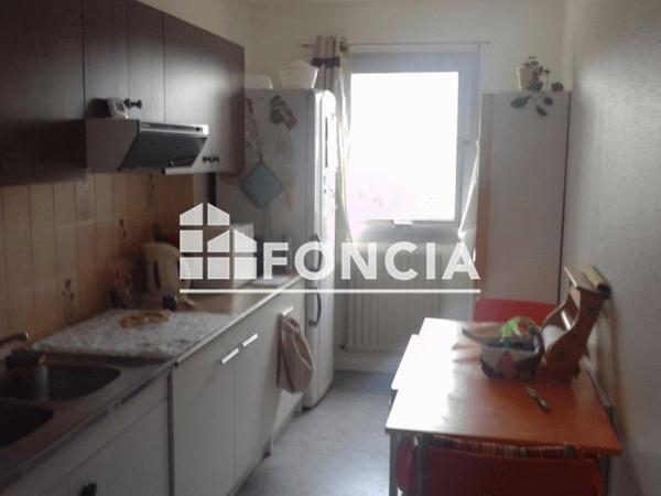 Location Appartement 2 pièces 48.7 m² - 36 RUE DE LION SUR MER Caen 14000