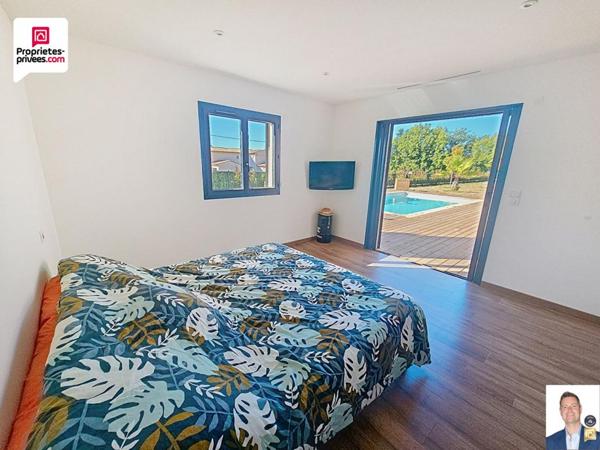 VILLA CONTEMPORAI?NE RECENTE D'ENVIRON 140 M2 AVEC PISCINE, GARAGE et TERRAIN PAYSAGER DE 1700 M2