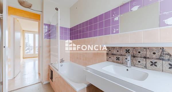 À vendre Appartement 3 pièces 65 m² - Tours 37000