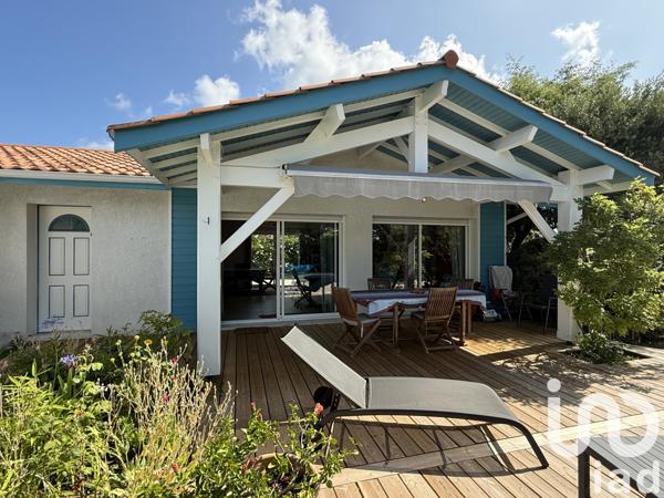 House for sale 5 rooms 128 m² Andernos-les-Bains