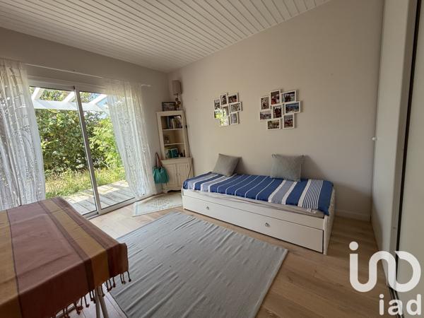 House for sale 5 rooms 128 m² Andernos-les-Bains