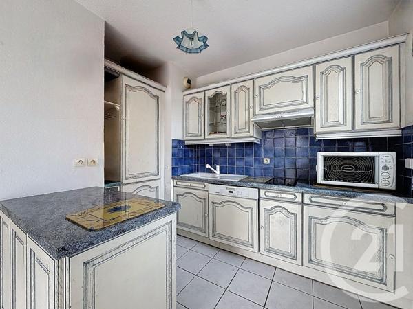 Appartement T2 à vendre  2 pièces - 45,65 m2 MARSEILLE - 13008